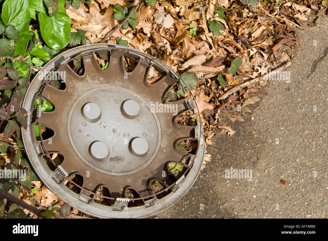 Lost hubcap hires stock photography and images Alamy
