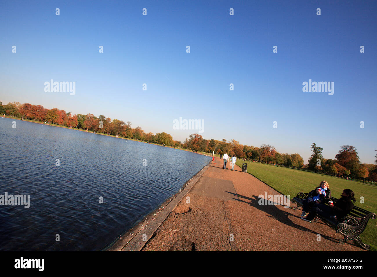 UNITED KINGDOM LONDON KENSINGTON GARDENS PARK THE ROUND POND Stock