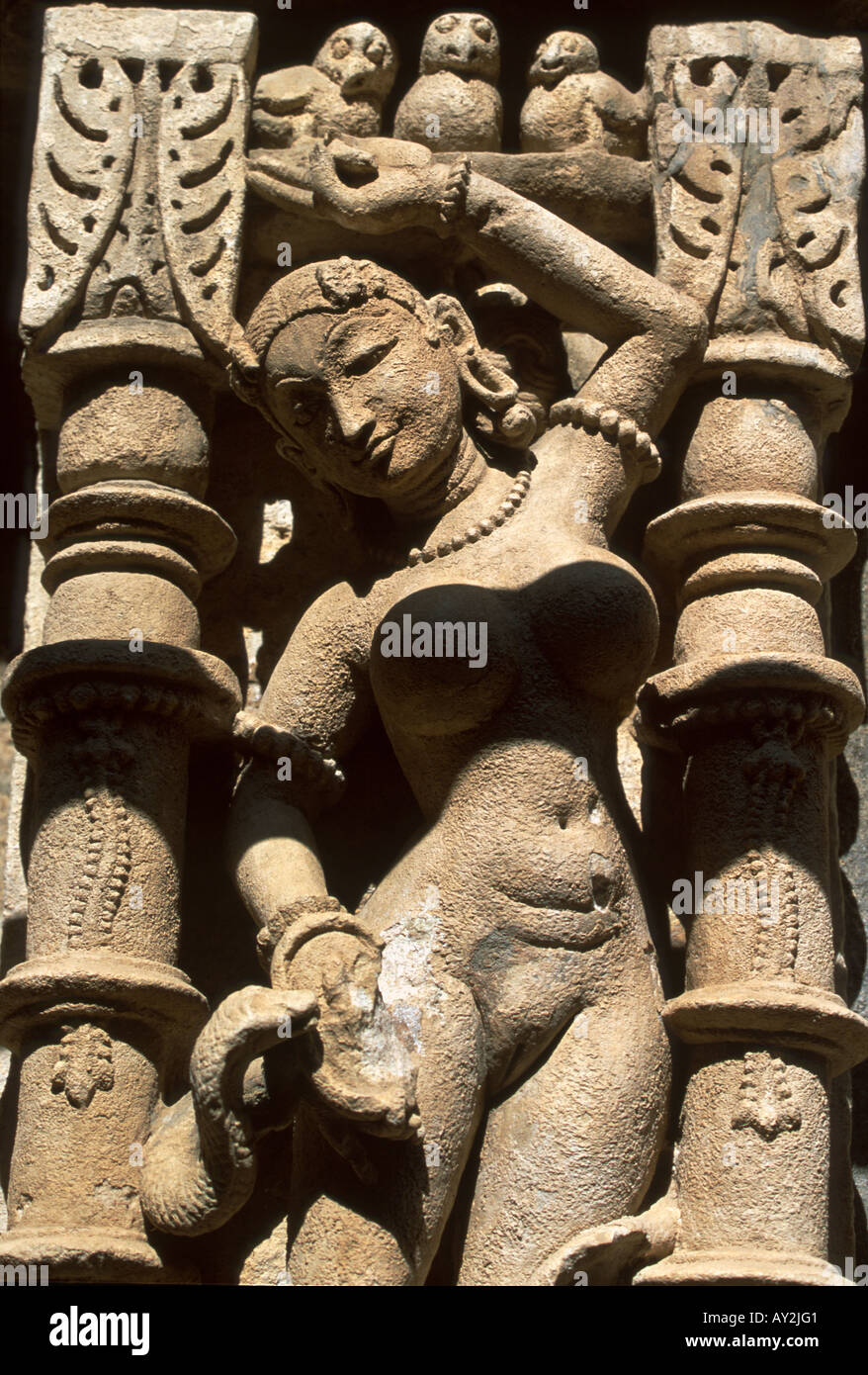 Carved stone female figure, Patan step well called the Rani ki vav, Gujarat, India. Built about 1050 A.D. Stock Photo