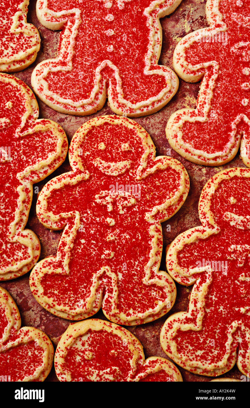 Rows of gingerbread men sugar cookies Stock Photo Alamy
