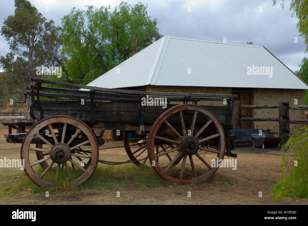 Wooden dray hi-res stock photography and images - Alamy