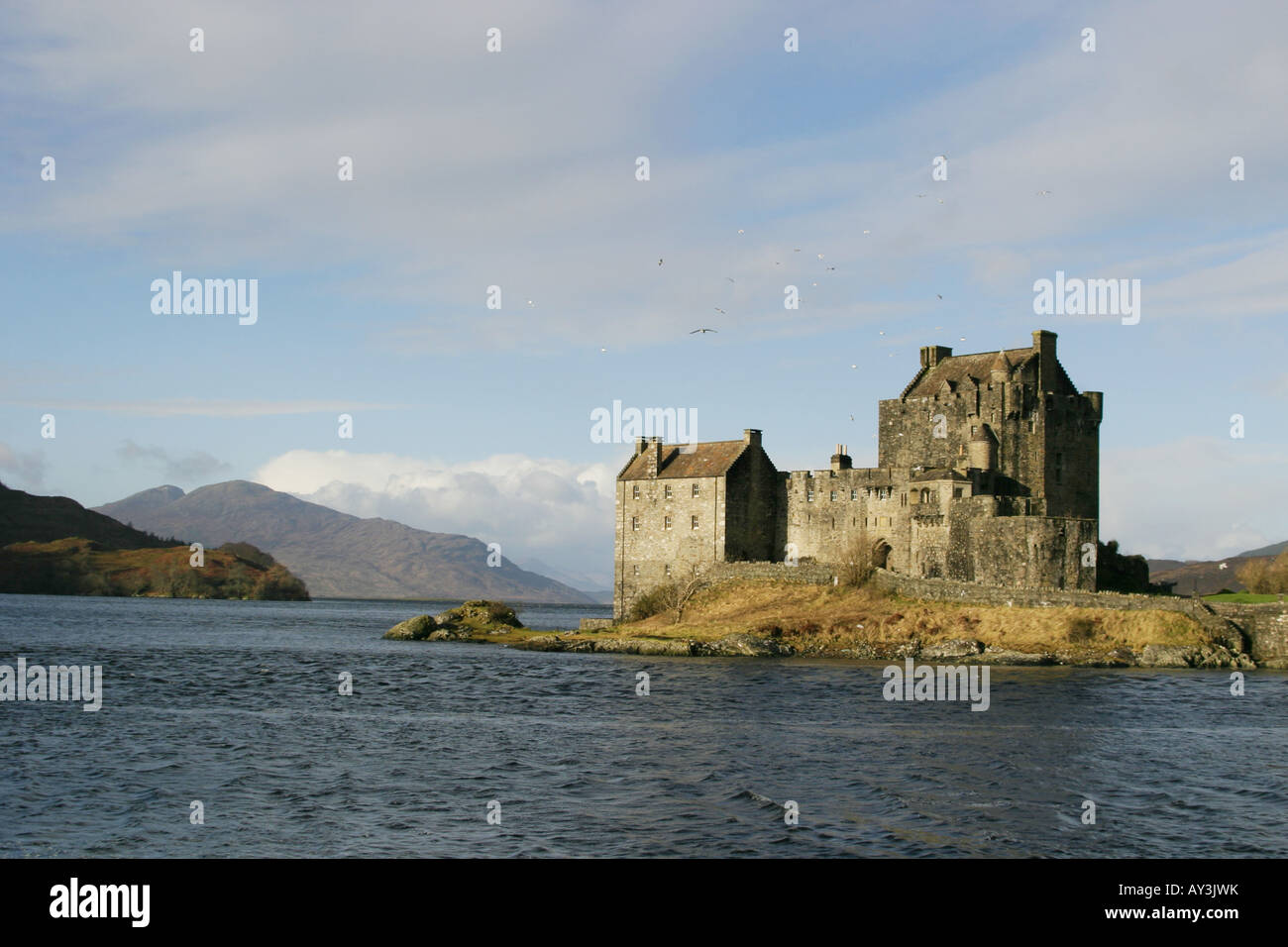 Eilean Donon Castle on the shores of Loch Duich, Kintail, Scotland Stock Photo
