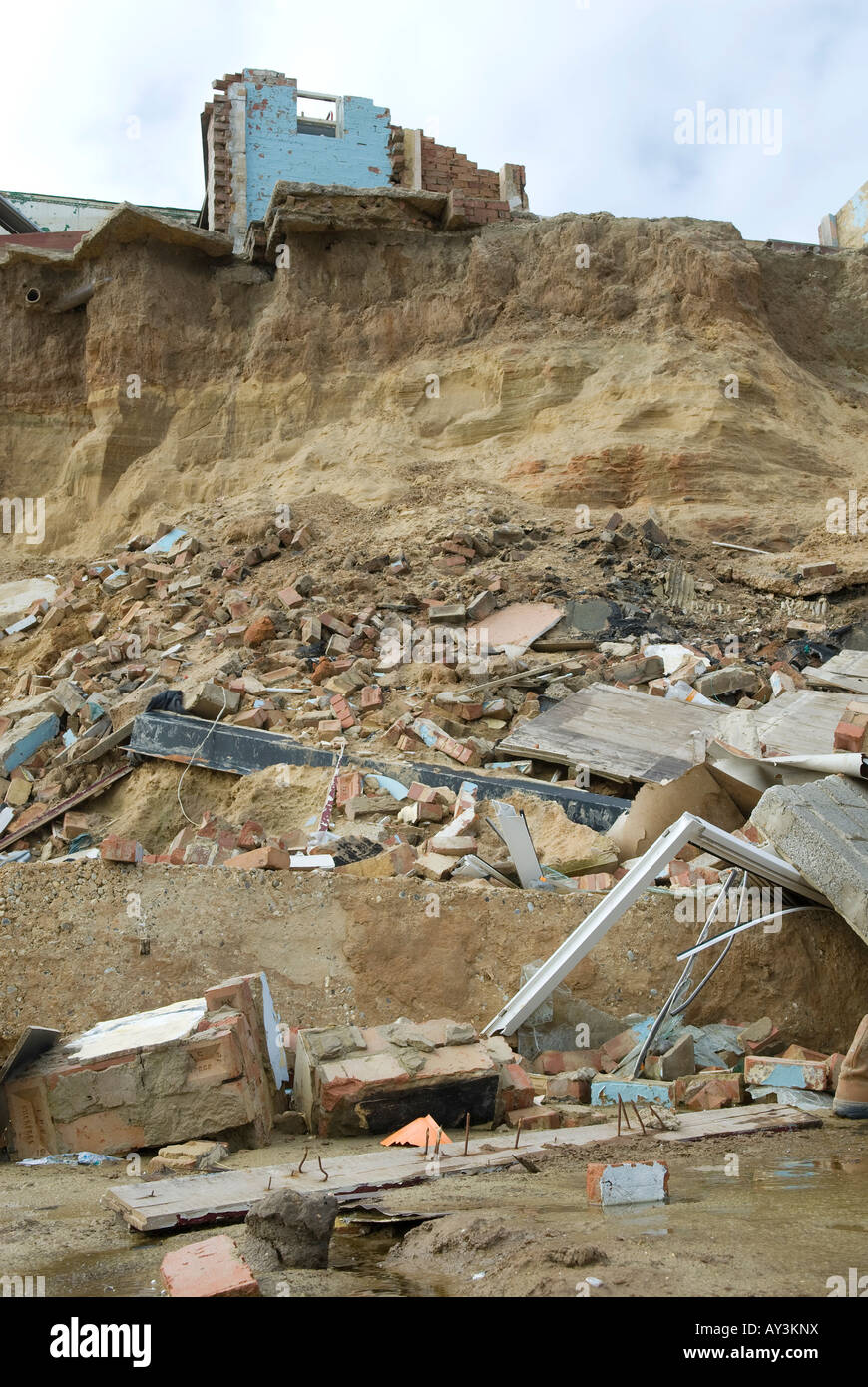 Coastal erosion buildings hi-res stock photography and images - Alamy