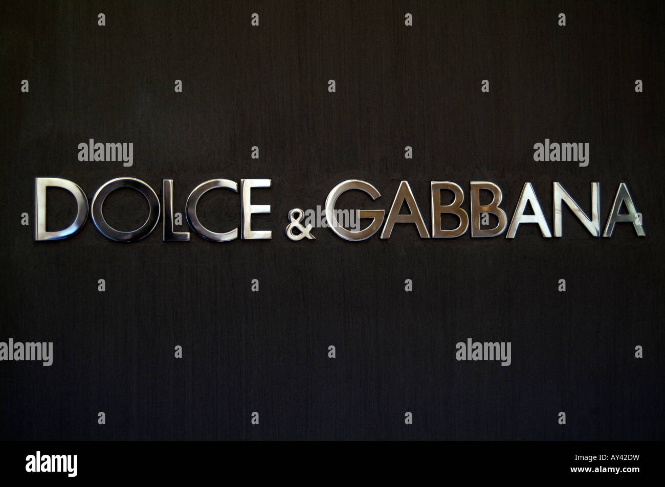 Dolce Gabbana Sign Stock Photos & Dolce Gabbana Sign Stock Images - Alamy