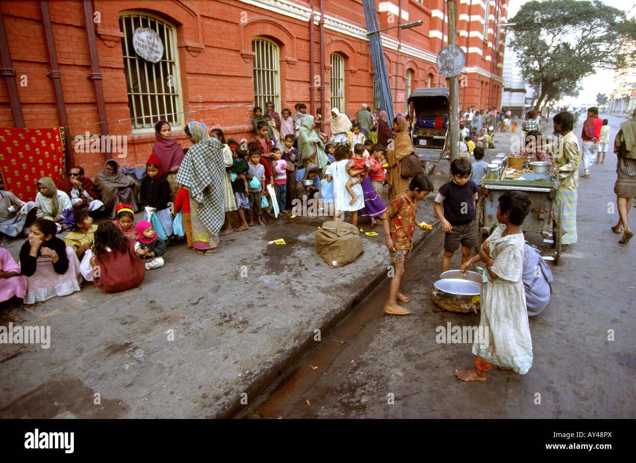 India West Bengal Calcutta Salvation Army feeding the poor once a week Stock Photo