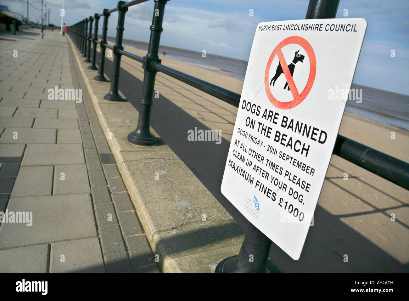 No Dogs sign, Central Promenade, Cleethorpes, England Stock Photo