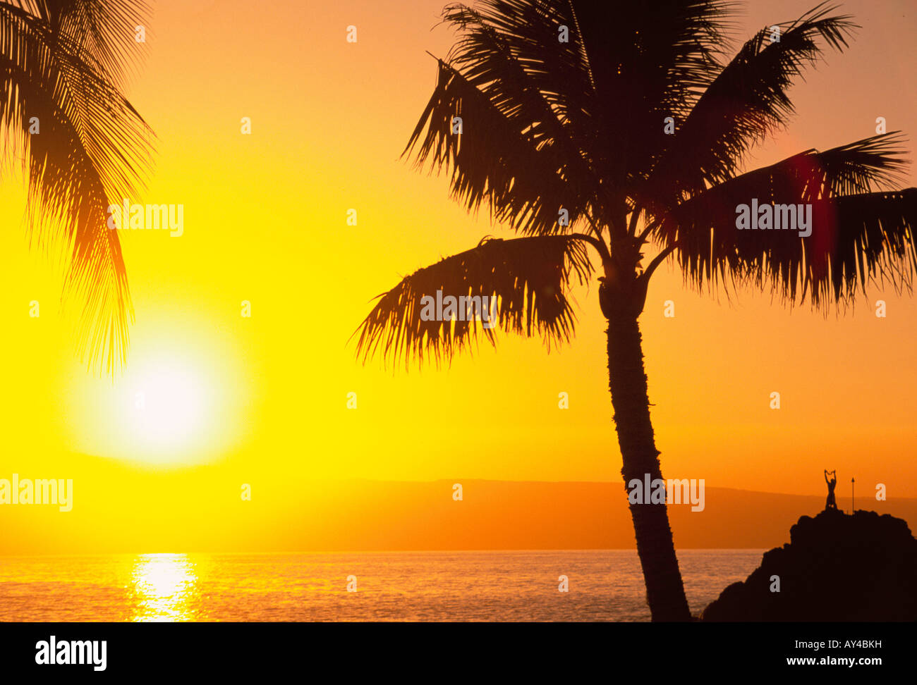 Sunset kaanapali maui hawaii hi-res stock photography and images - Alamy