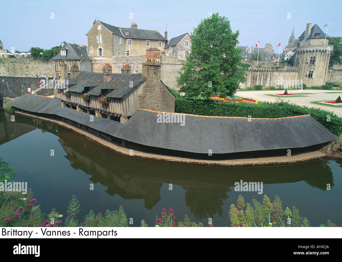 Small ramparts hi-res stock photography and images - Alamy