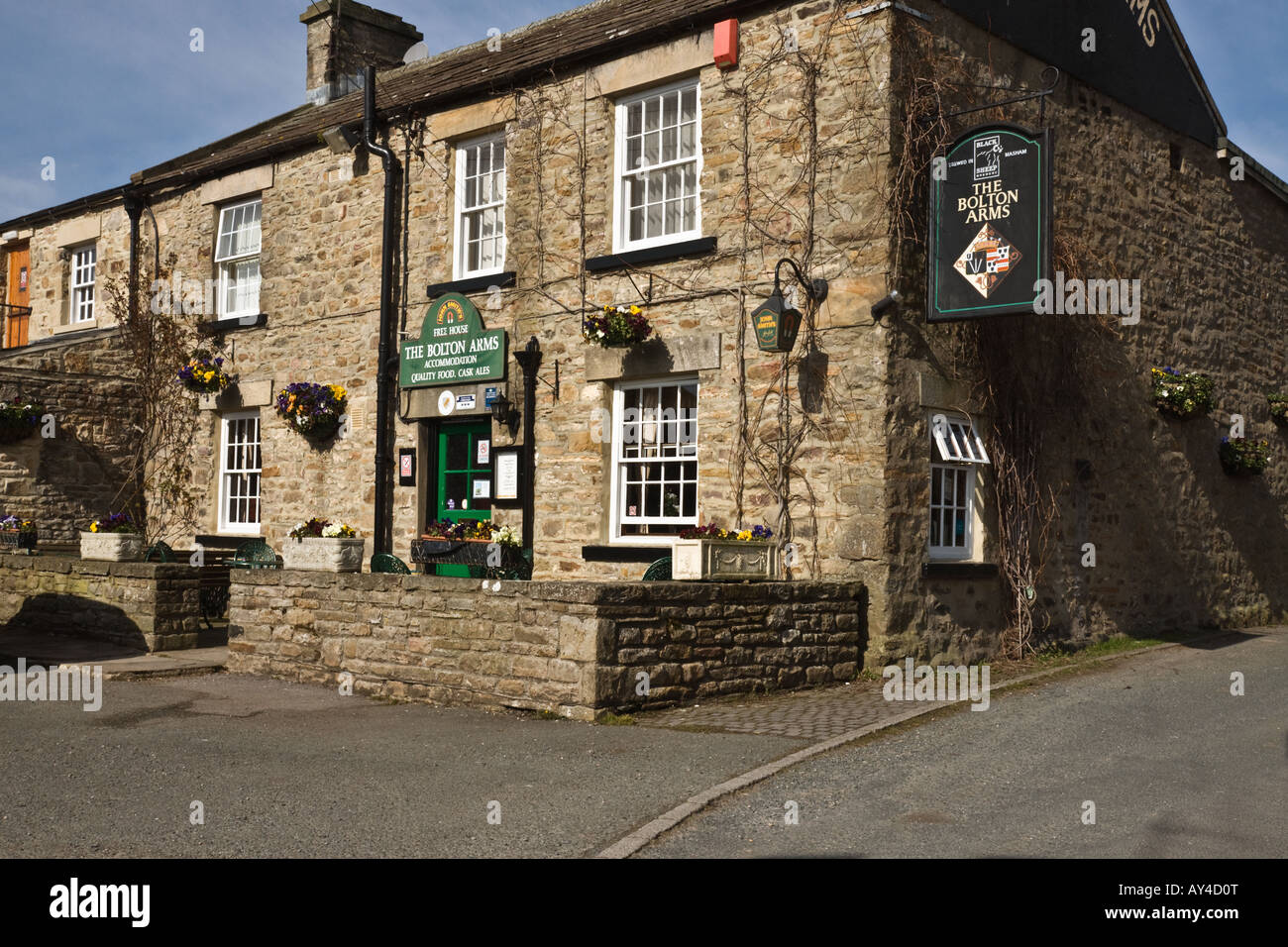 The Bolton Arms, village pub at Redmire, Wensleydale Stock Photo Alamy