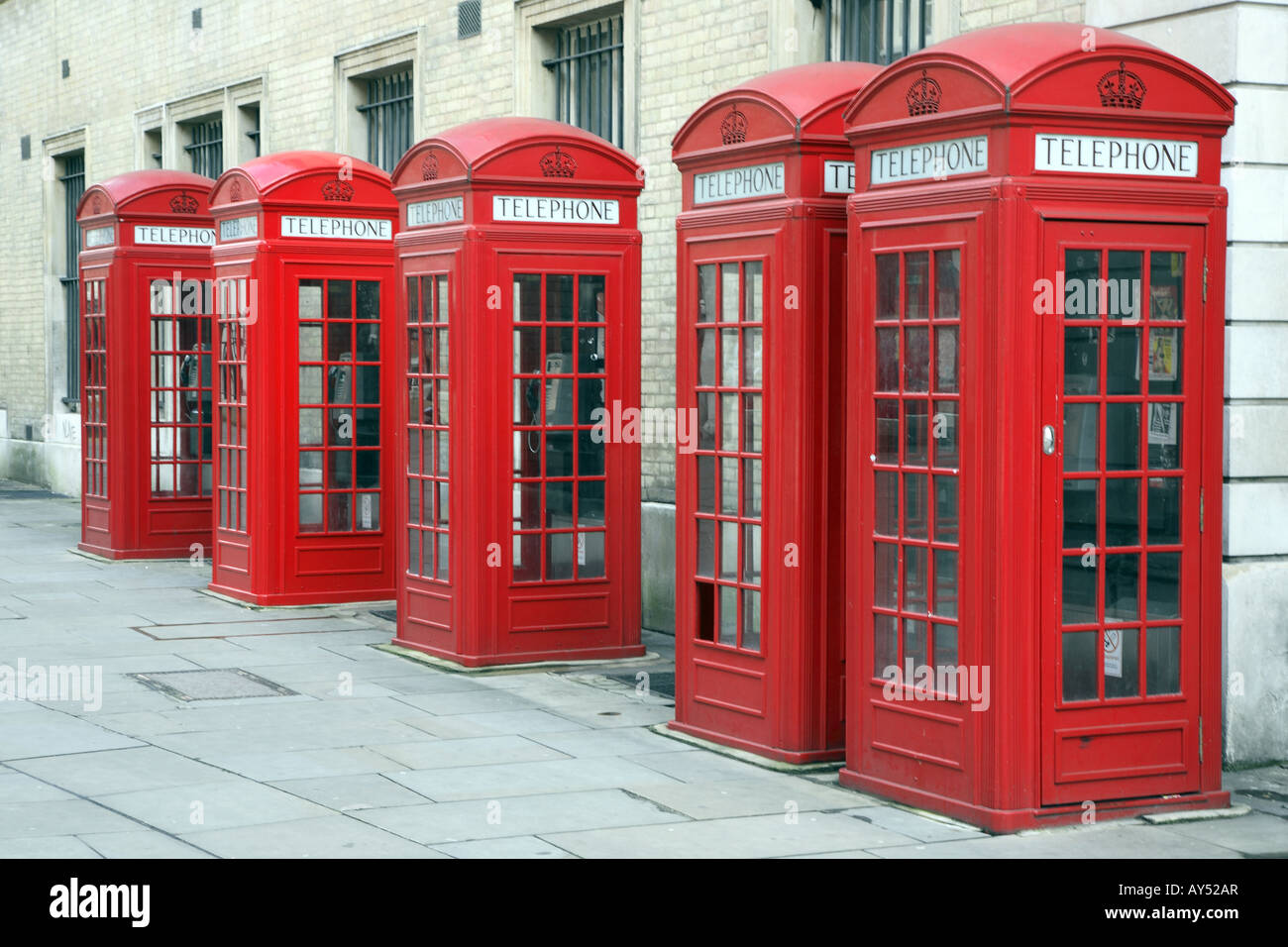 Five old red telephone boxes hi-res stock photography and images - Alamy