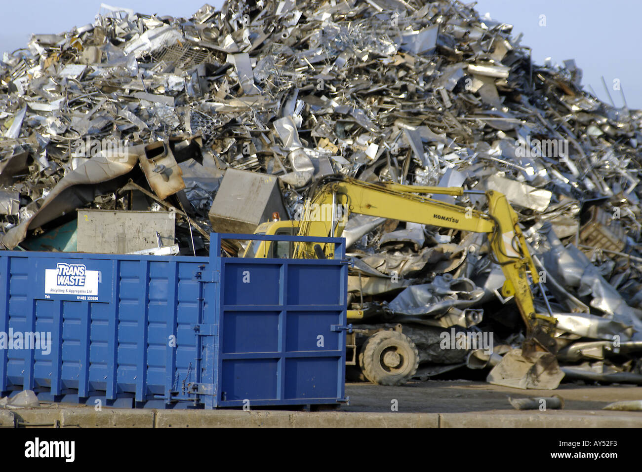 Metal waste container hi-res stock photography and images - Alamy