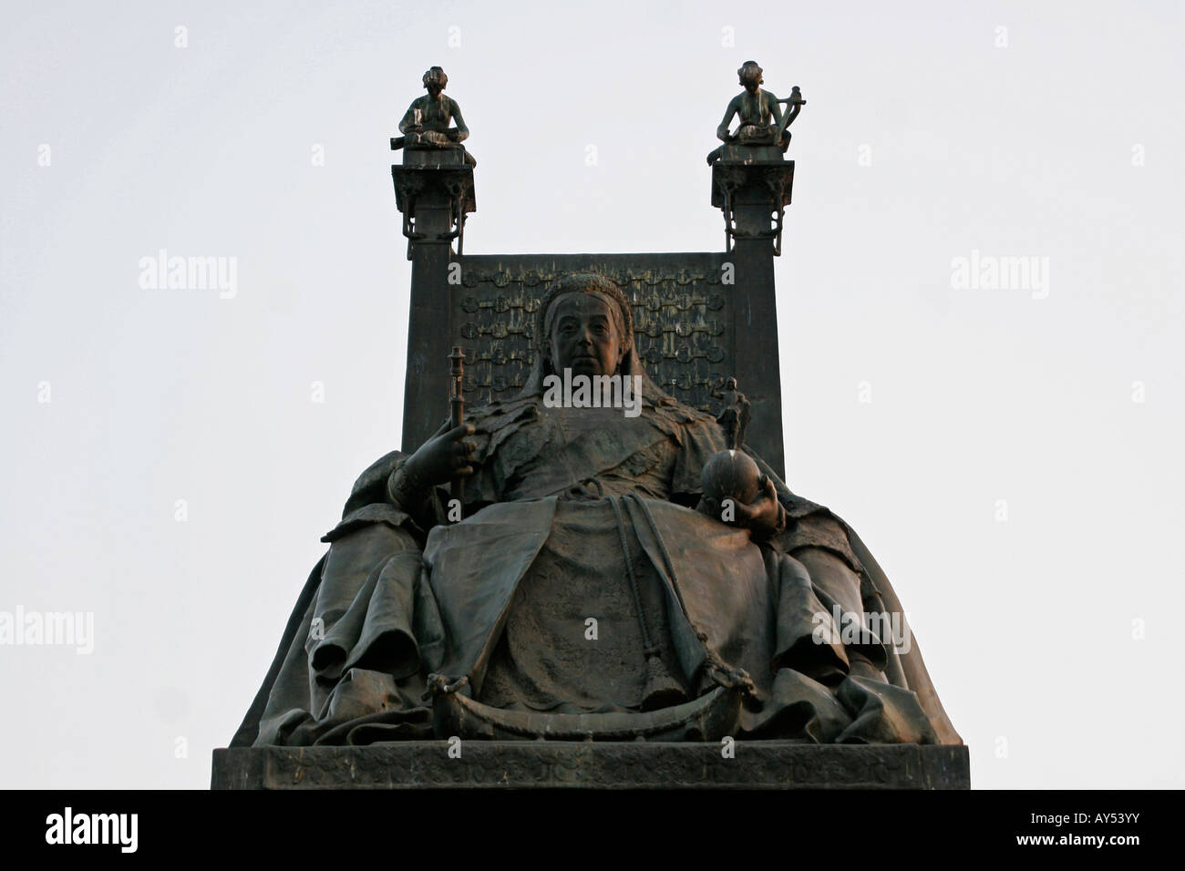 statue of queen victoria at the victoria memorial in Kolkata India Stock Photo