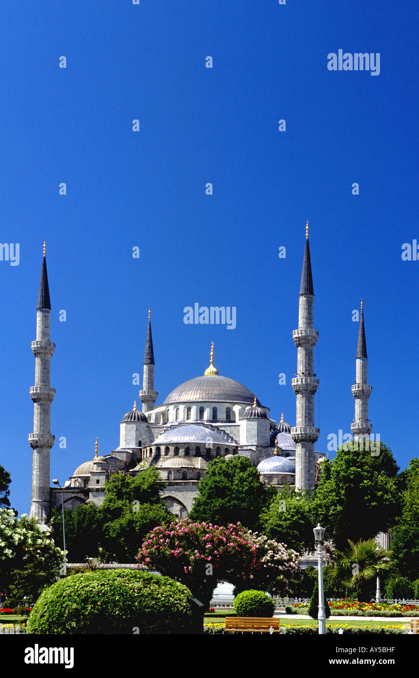 Turkey Istanbul Sultanahmet Quarter The Blue Mosque Stock Photo - Alamy