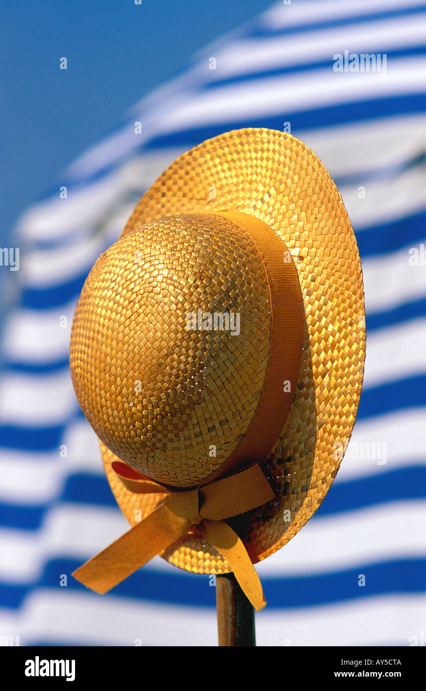 Beach Straw Hat Stock Photo Alamy