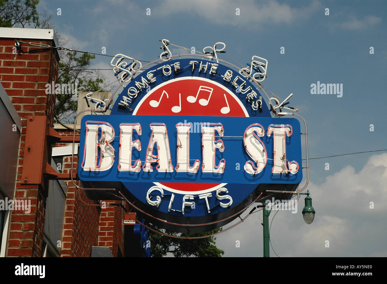 Memphis Tennessee Beale Street sign Stock Photo - Alamy