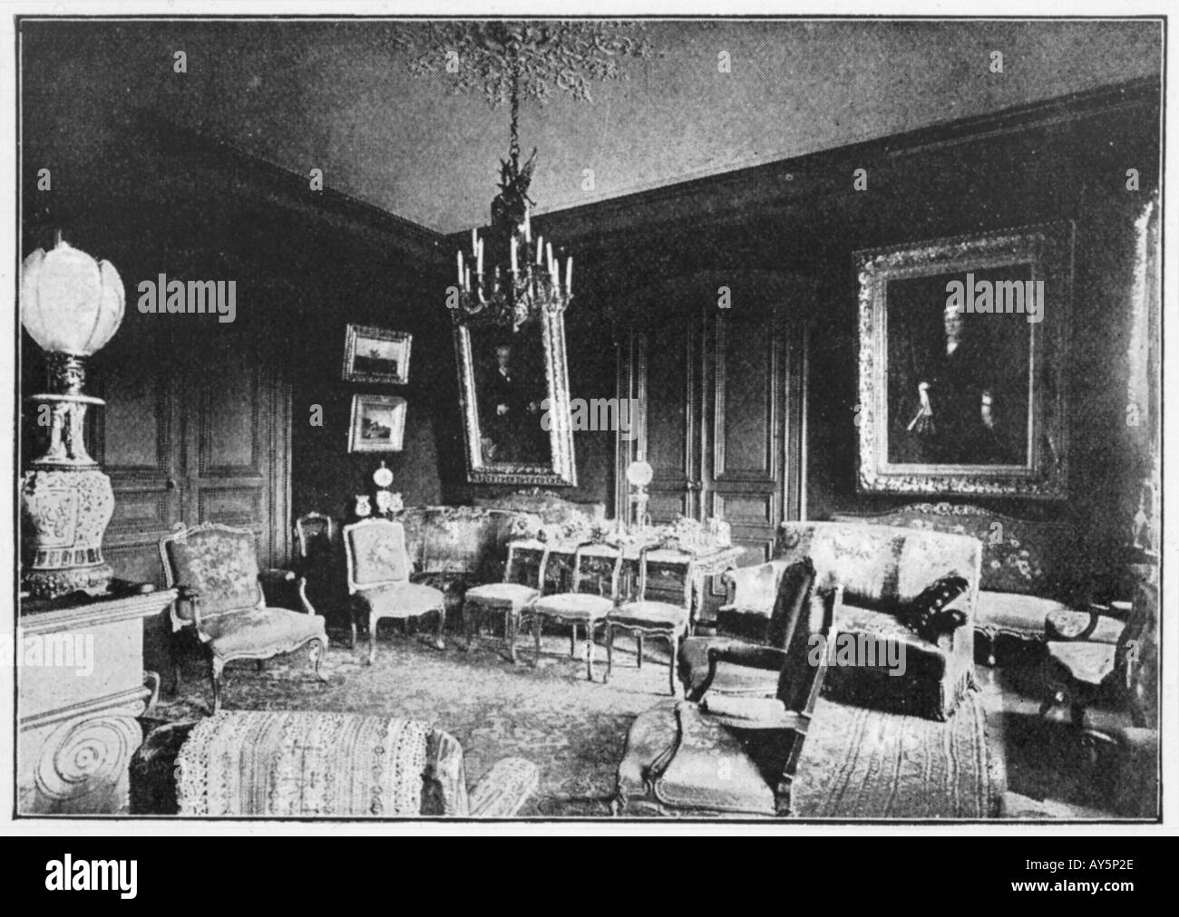Jules Verne Drawing Room Stock Photo - Alamy