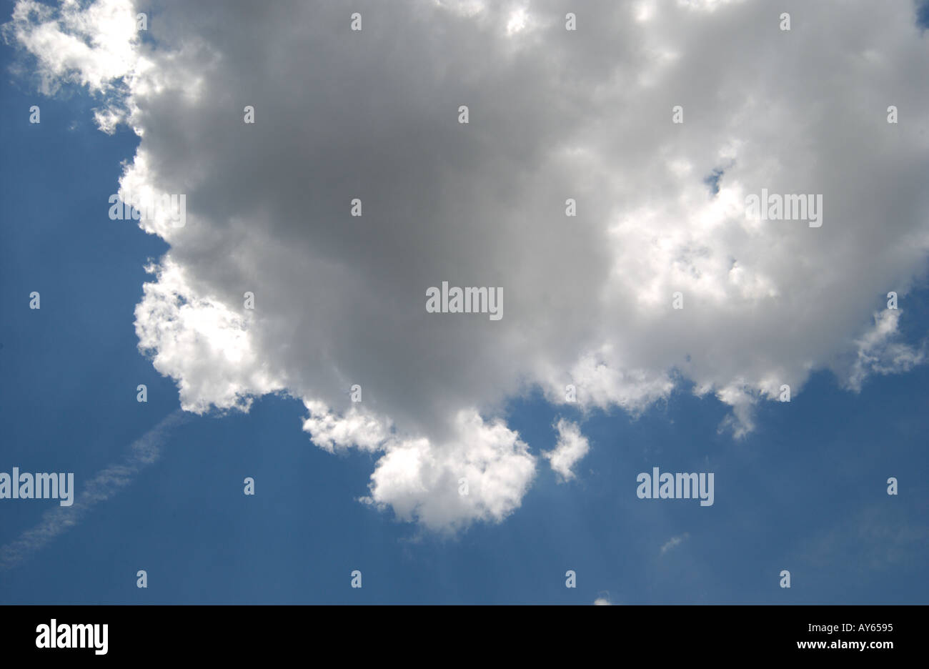 The sky with white clouds hi-res stock photography and images - Alamy