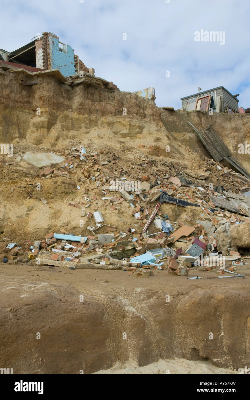 Coastal erosion buildings hi-res stock photography and images - Alamy