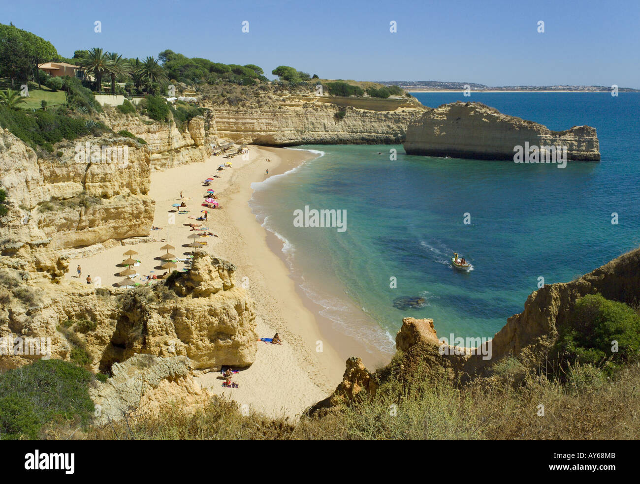 Praia das gaivotas hi-res stock photography and images - Alamy, image size:1300x984