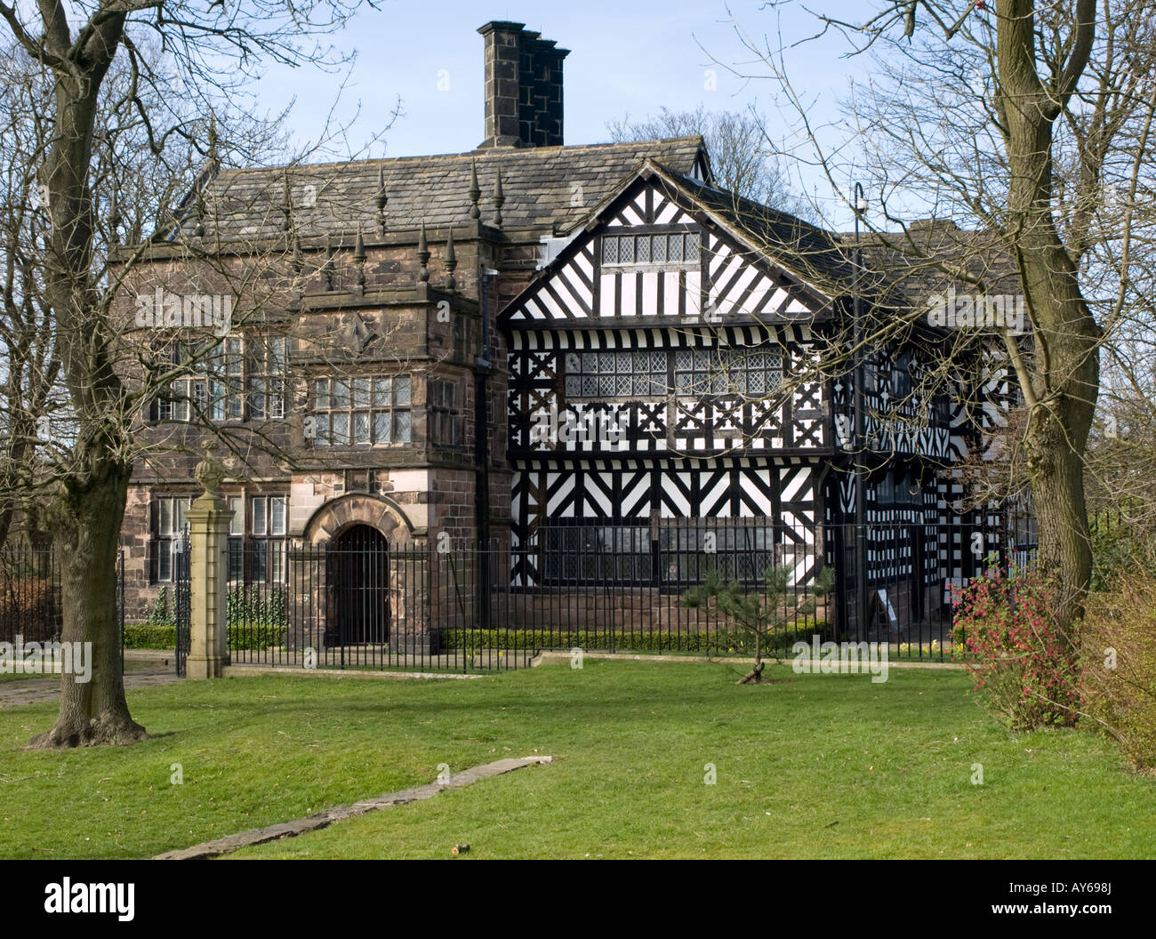 Hall i'th Wood, Bolton, Lancashire, from the front Stock Photo