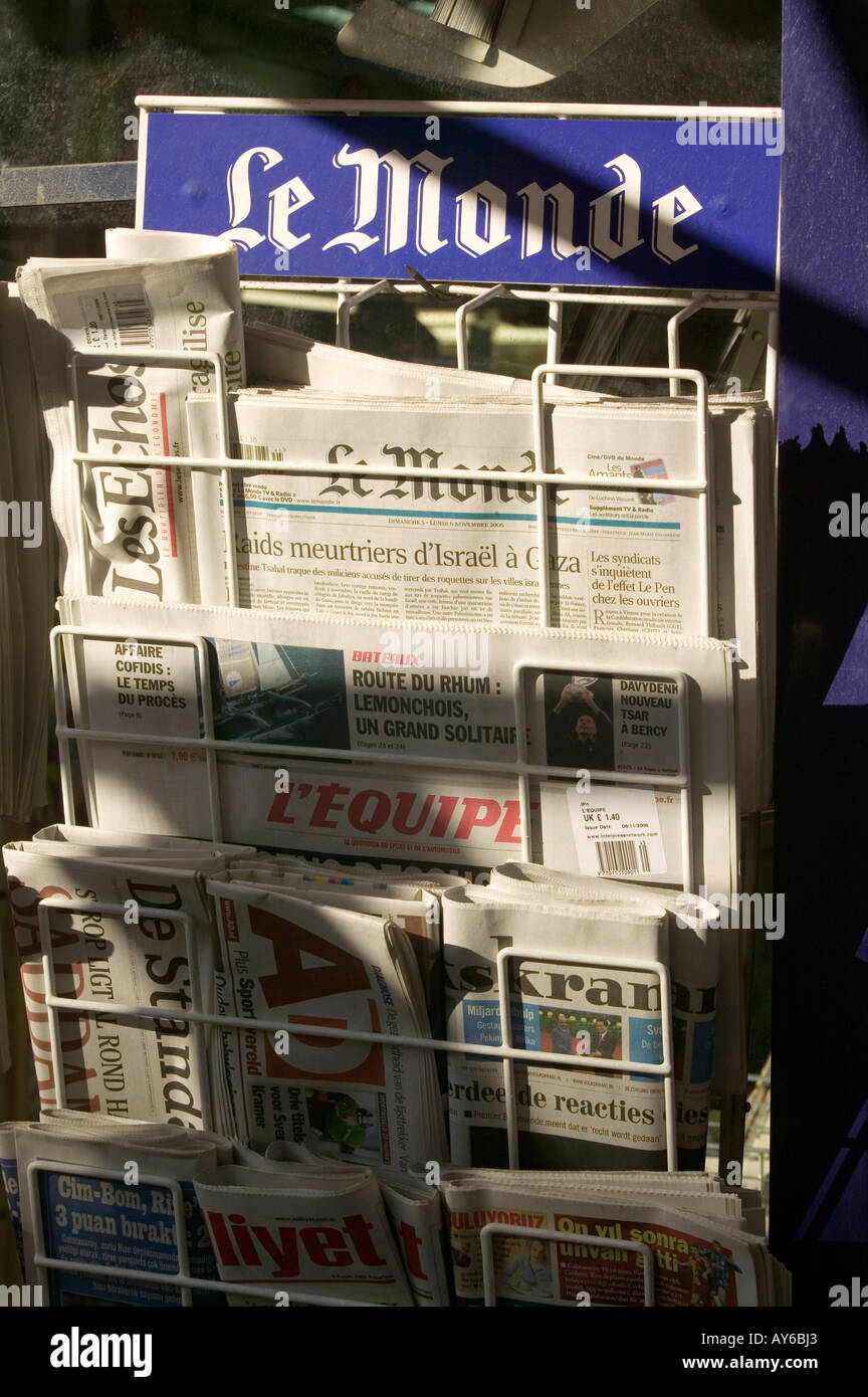 European newspapers on sale in London 2006 Stock Photo