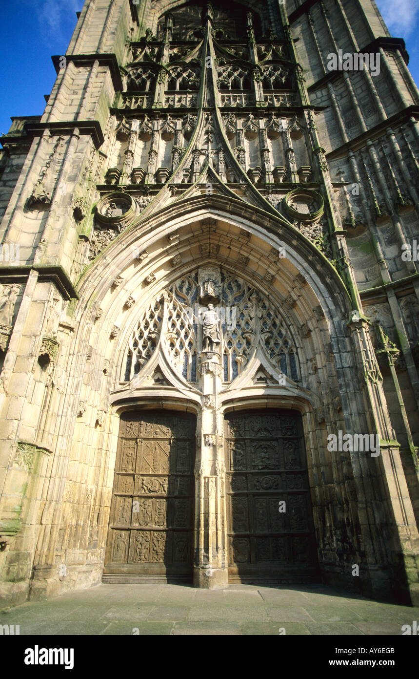 Limousin Limoges Cathédrale St Etienne Portail St Jean Stock Photo - Alamy