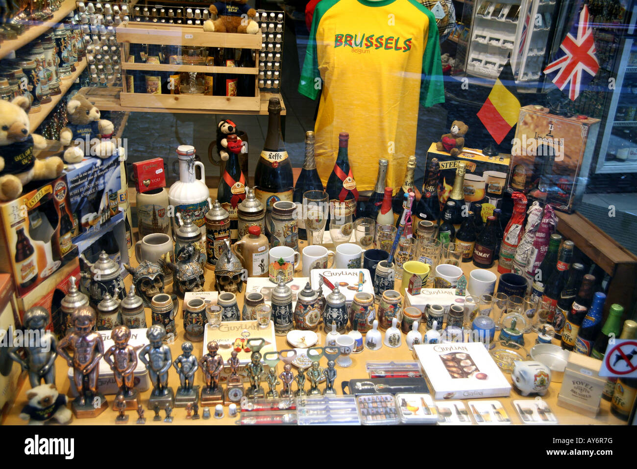 Brussels souvenir shop window display Stock Photo Alamy