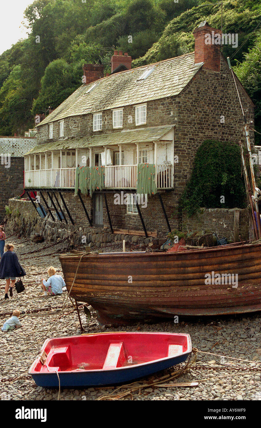 Fishermans cottages Clovelly harbour and village North Devon England Stock Photo Alamy