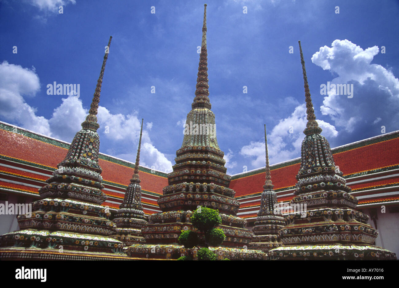 Wat Pho Temple Bangkok 5 Stock Photo - Alamy