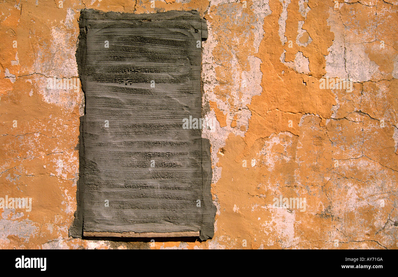 A long abandoned house fades in the desert sun, at the Cinco de Mayo celebration in Carrizozo, New Mexico. Stock Photo