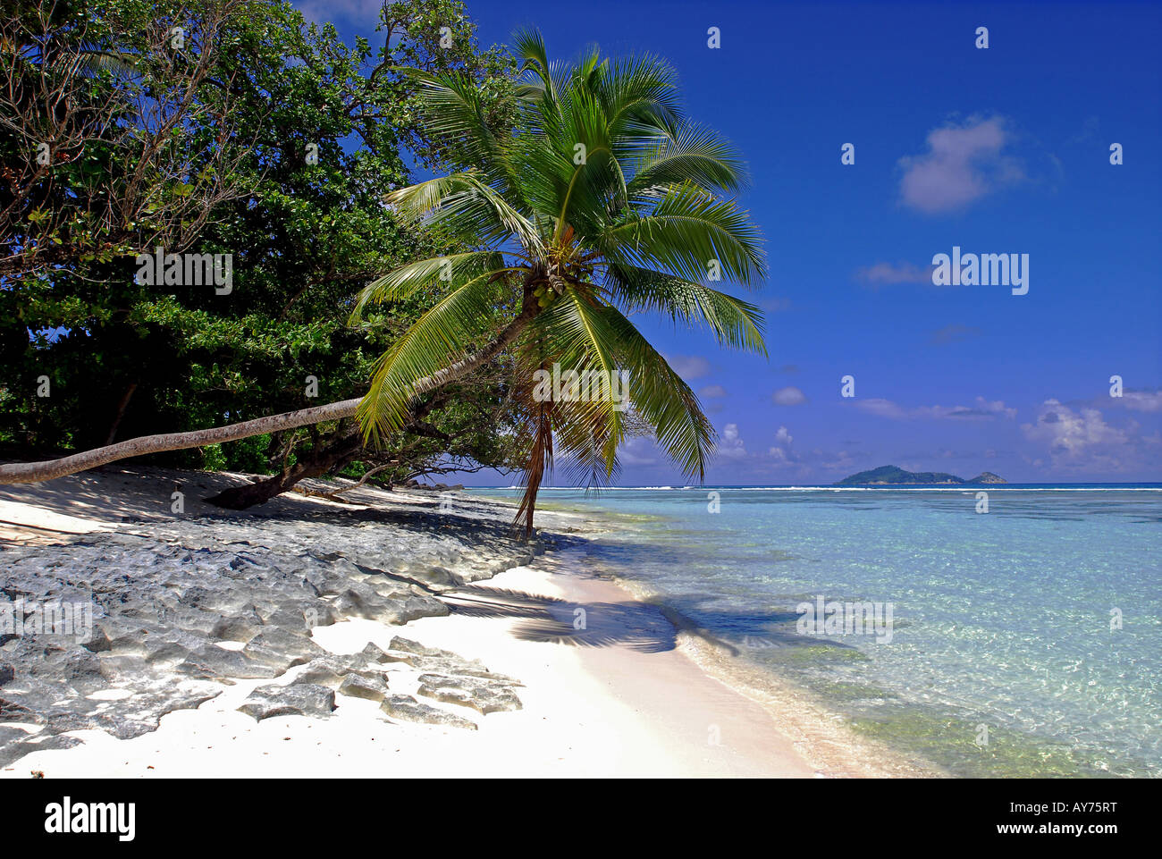 Silhouette Island with North Island in the background Stock Photo - Alamy