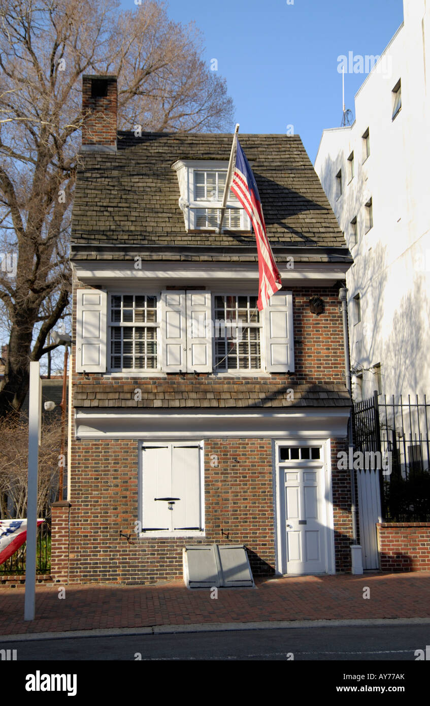 Betsy ross hi-res stock photography and images - Alamy