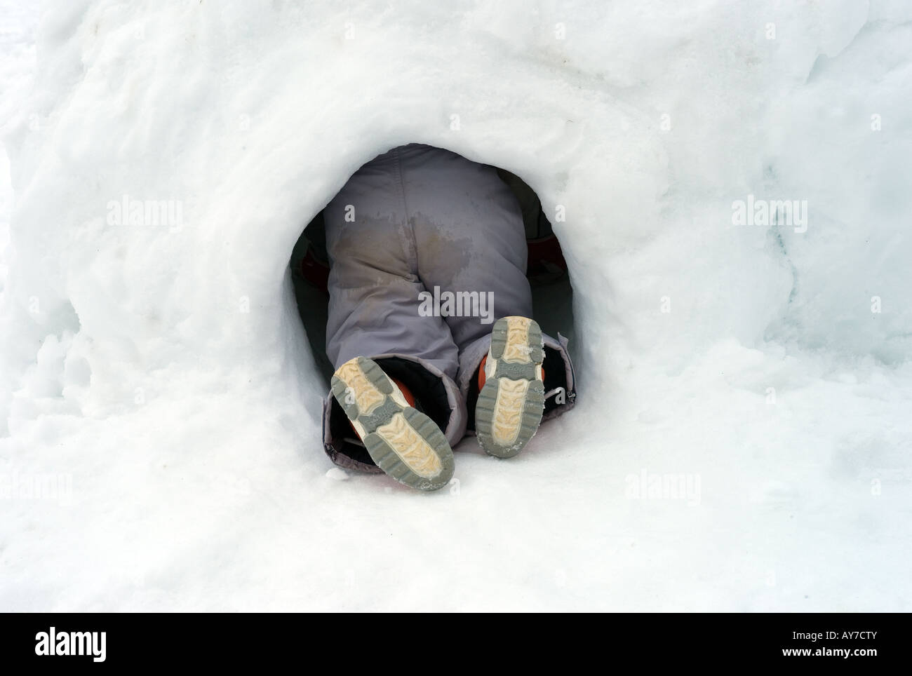 Eskimo Igloo Hi Res Stock Photography And Images Alamy