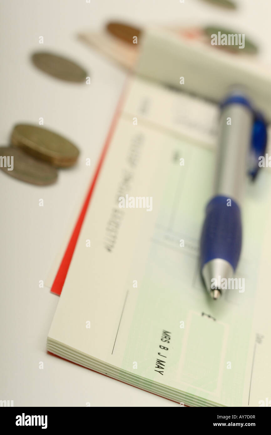 Cheque book uk hires stock photography and images Alamy