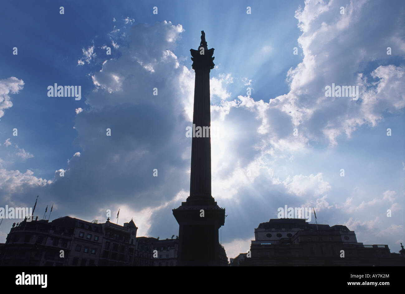 Nelson s column hi-res stock photography and images - Alamy