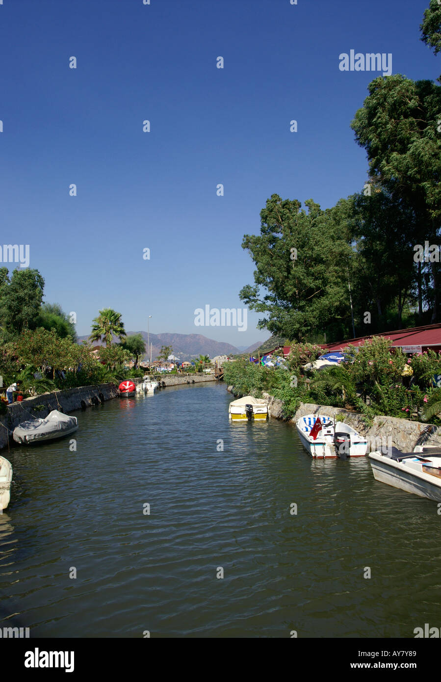motorboats-along-the-main-canal-in-i-meler-turkey-stock-photo-alamy