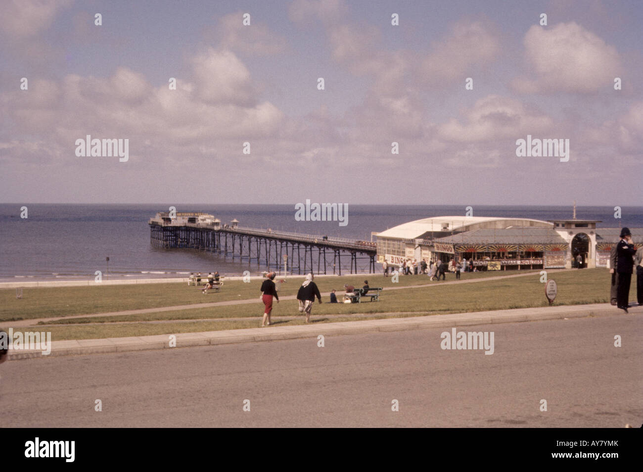 Hunstanton pier Norfolk UK early 1970 s Stock Photo Alamy