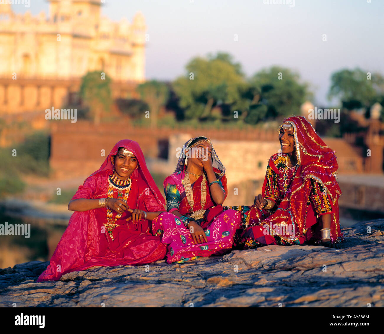 Three Indian women, Jodhpur, Rajasthan, India Stock Photo