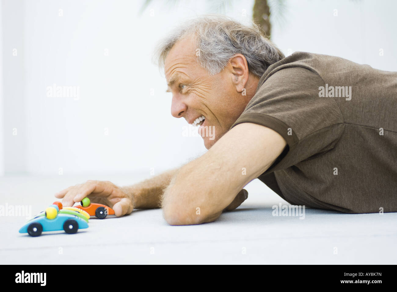 Child lining up objects hires stock photography and images Alamy