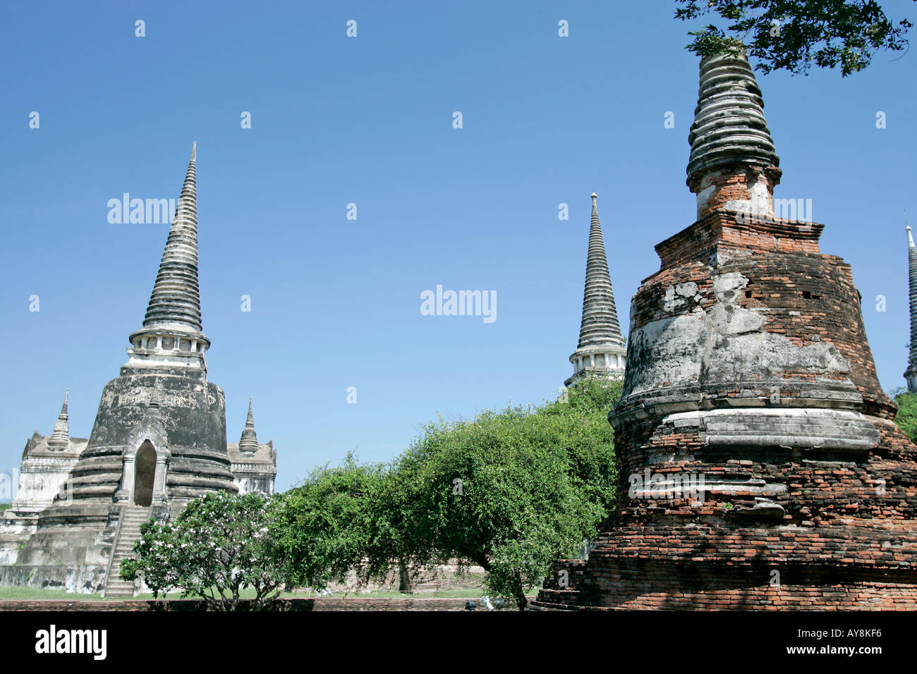 Ayutthaya tourist attractions hi-res stock photography and images - Alamy