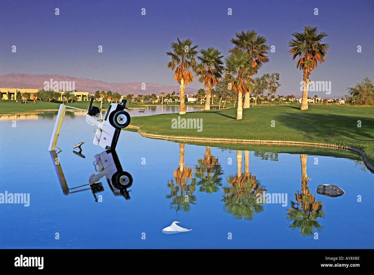Desert Springs JW Marriott Resort & Spa in Palm Desert, Sunny day in Palm  Springs Marriott golf course Southern California Cart Stock Photo - Alamy