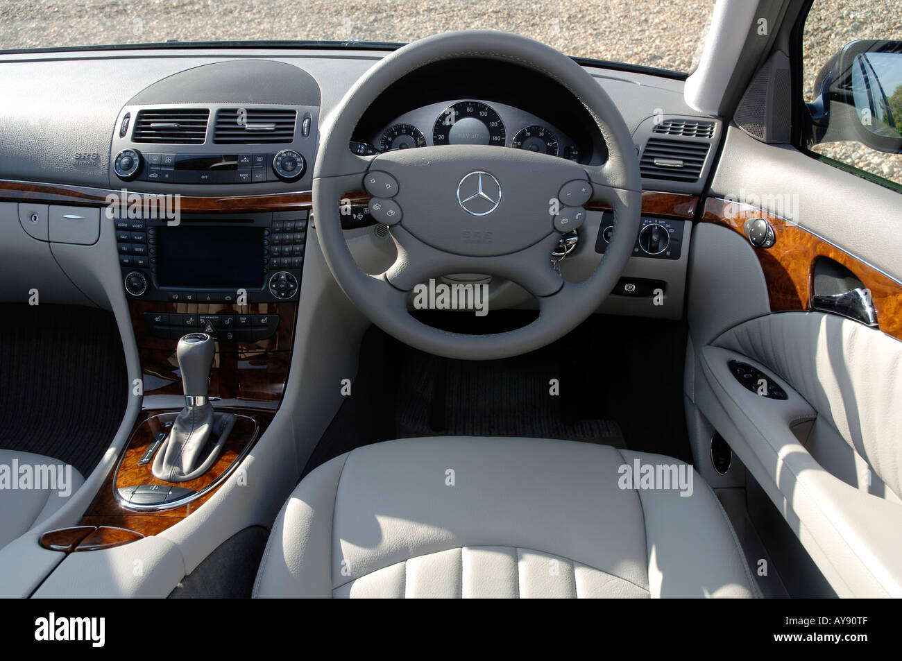 Mercedes Benz C280 2006 Stock Photo - Alamy