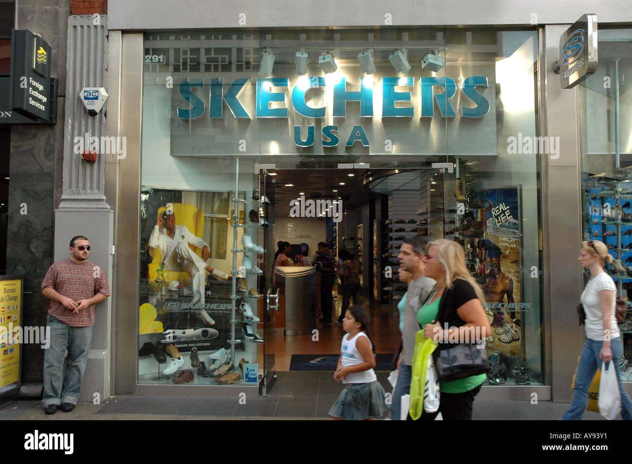 sketcher shop london off 62% - online 