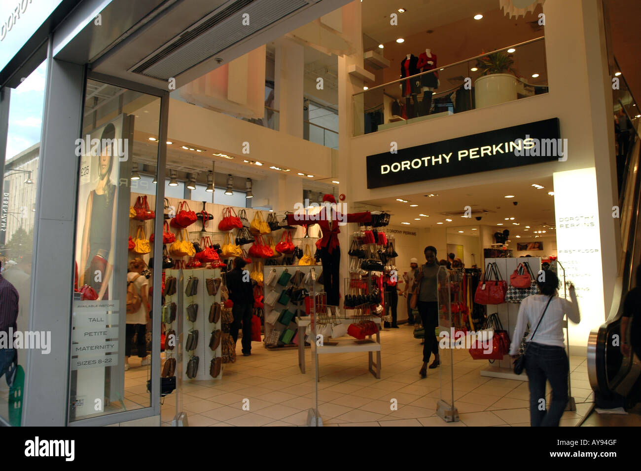 Dorothy perkins shop at Oxford Street in London, UK Stock Photo - Alamy