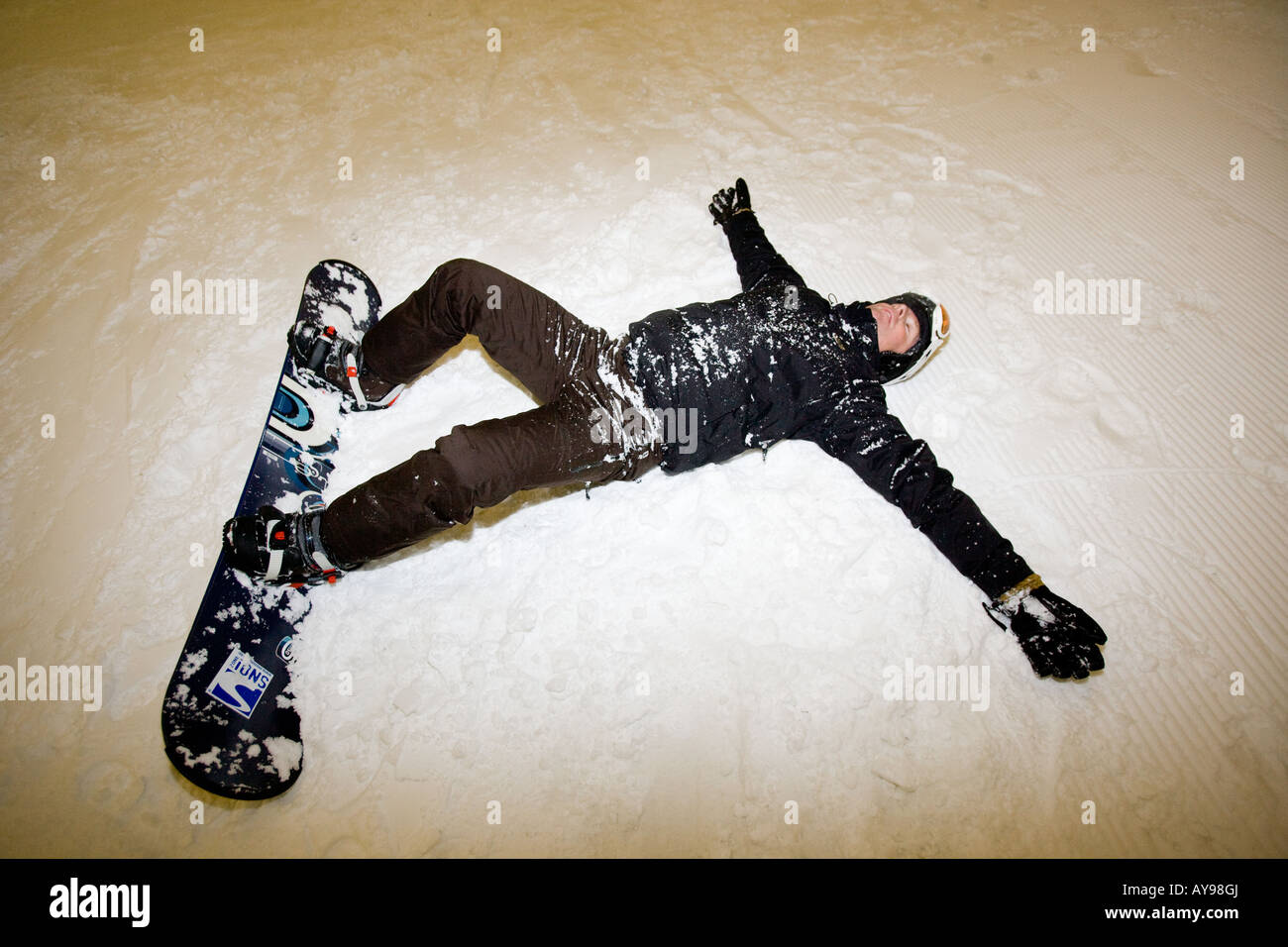 XSCAPE INDOOR SNOWBOARDING Stock Photo Alamy