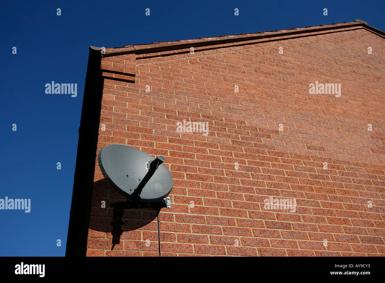 Satellite dish on the side of a house hi-res stock photography and ...