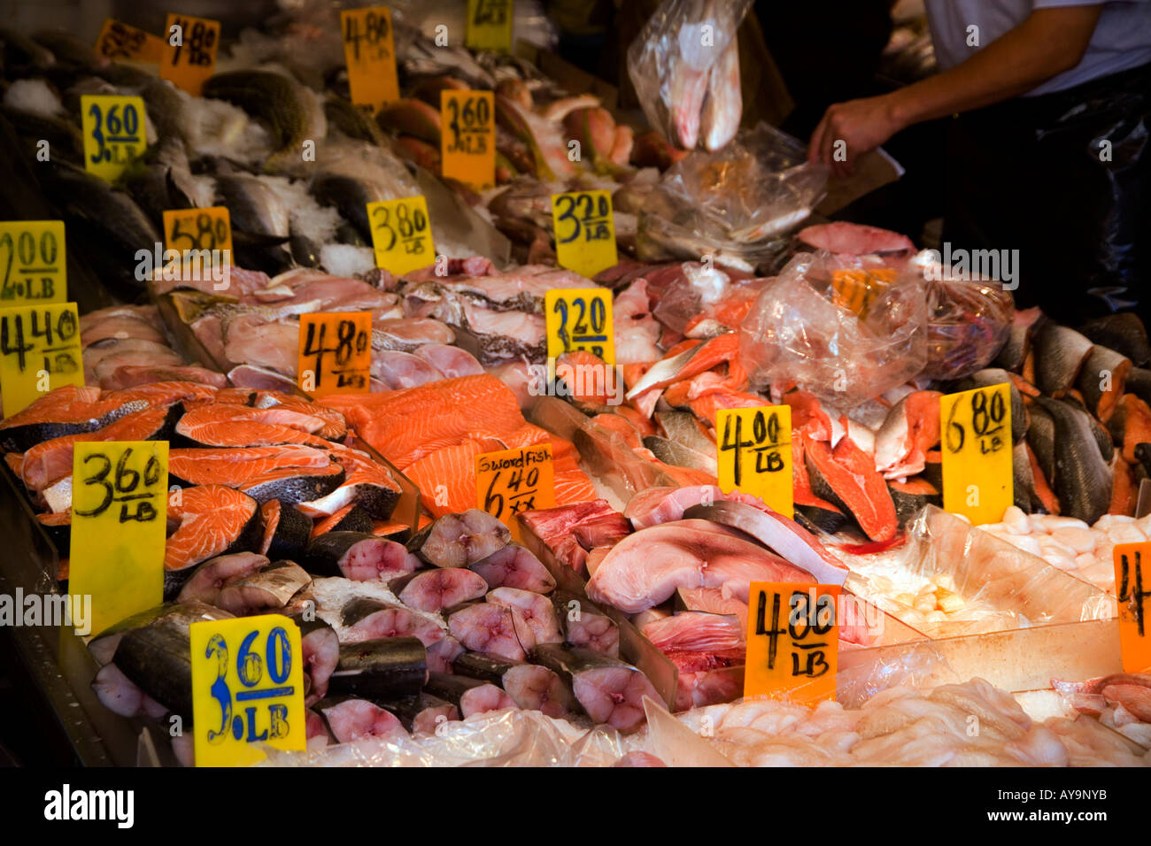 Fish market chinatown canal street hi-res stock photography and images -  Alamy