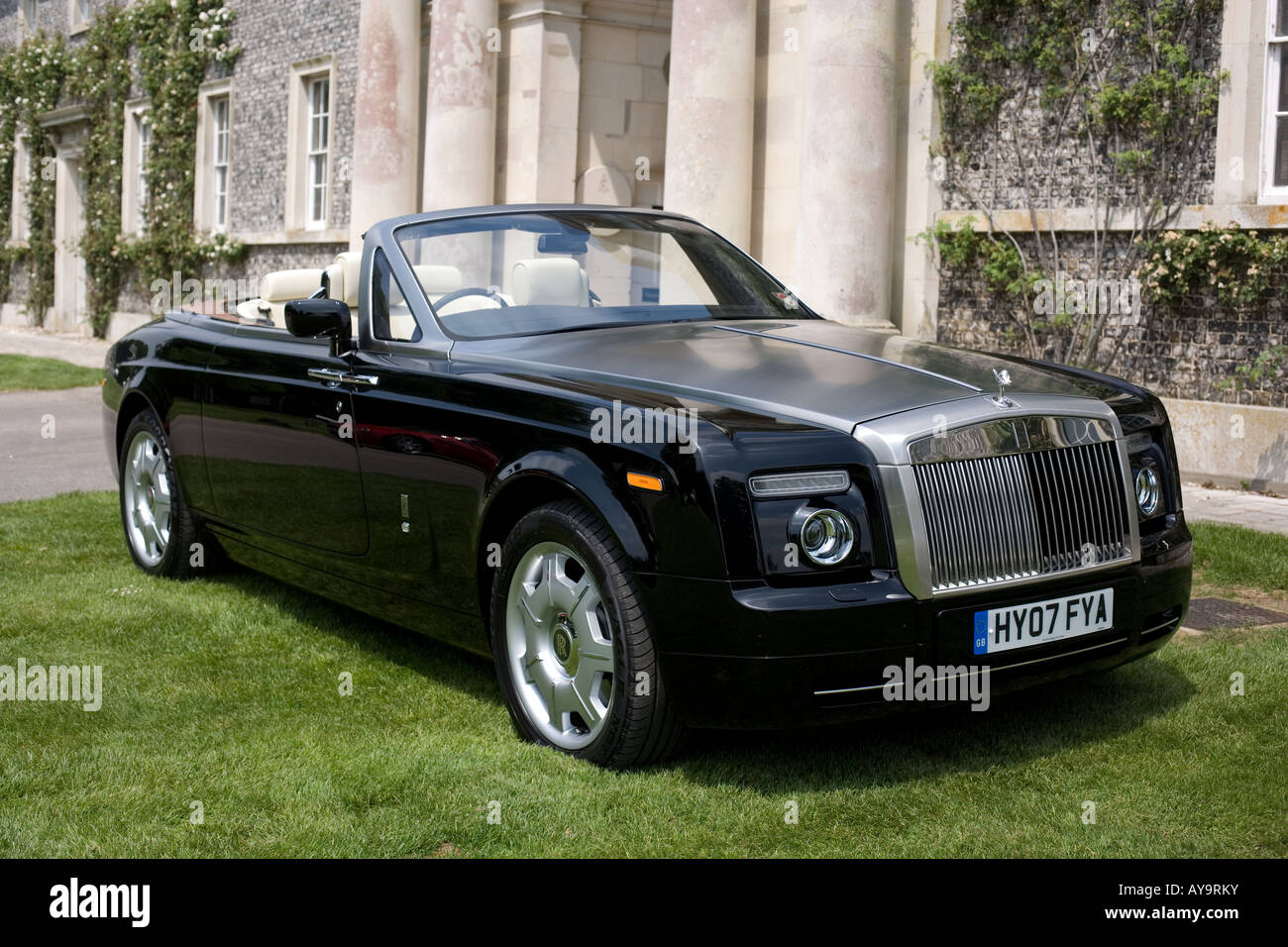 ROLLS ROYCE RR PHANTOM DROPHEAD COUPE BLACK Stock Photo Alamy