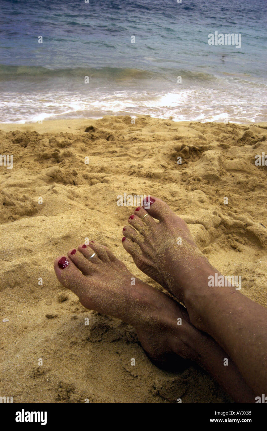 Sand woman detail feet barefoot hi-res stock photography and images - Alamy