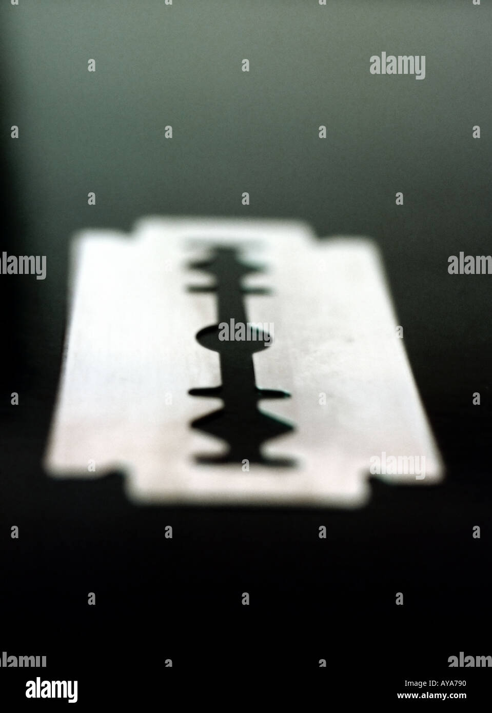 End Perspective Razorblade focused razor blade Stock Photo - Alamy